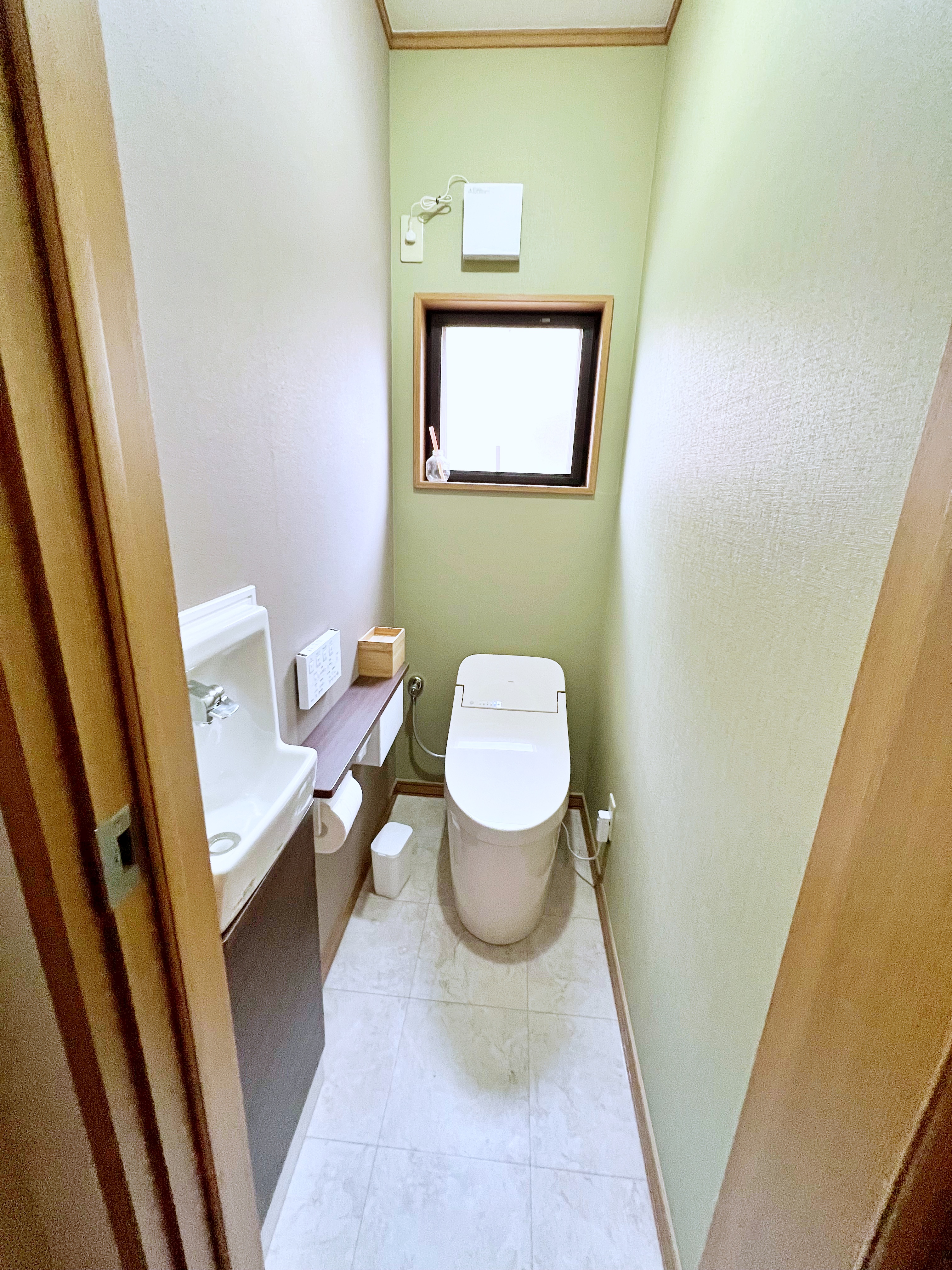 スタイリッシュなデザインのトイレに生まれ変わりました